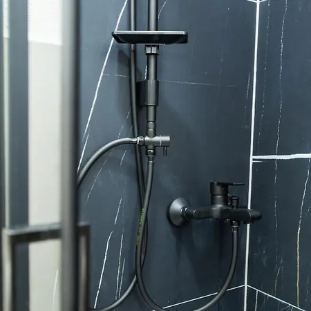 Park View In Center *